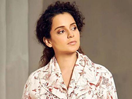 నగ్నంగా నటించడానికి కంగన రనౌత్ రెడీ.. సెన్సేషనల్ మూవీ రీమేక్‌‌లో బాలీవుడ్ క్వీన్!