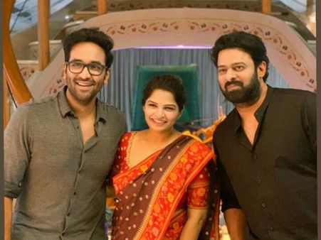 మంచు వారింట ప్రభాస్ సందడి.. ఎందుకు వెళ్లారో తెలుసా..?