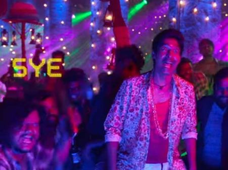 గదిలోకి రమ్మన్న రంగసానులు.. సై సై అనేసిన ధనరాజ్.. తలుపు తీయమంటూ అలీ! వీడియో వైరల్