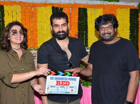 కెరీర్‌లో ఫస్ట్ టైమ్ అలాంటి చిత్రాన్ని చేస్తున్నాను.. రామ్ షాకింగ్ కామెంట్స్