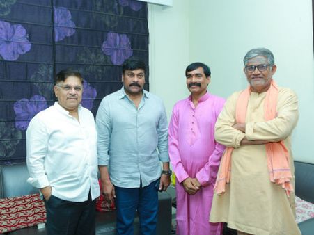 భారతీయులందరూ గర్వపడేలా.. వీణాపాణి చరిత్ర సృష్టించారు.. చిరంజీవి