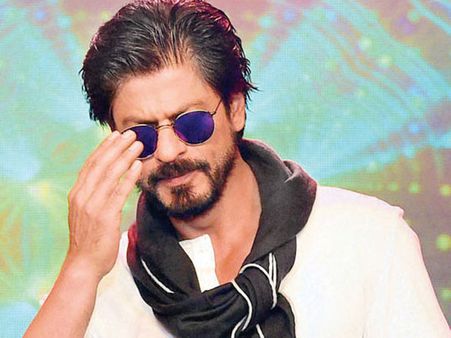 ఫ్లాపుల షారుక్‌తో చేతులు కలిపిన సెన్సేషనల్ సౌత్ డైరెక్టర్.. సక్సెస్ కొట్టేలా చేస్తాడా?