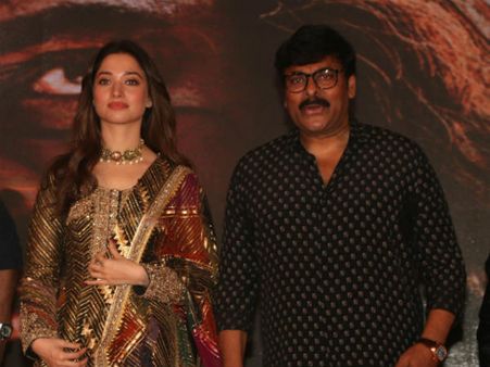 తమన్నా క్యారెక్టర్ ఏంటో చెప్పేసిన చిరంజీవి.. అందరూ అలా అనుకుంటారు కానీ!