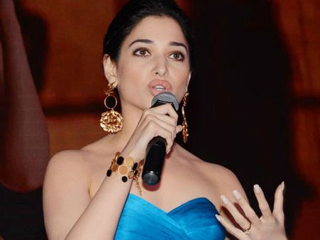 ఒక్క క్షణమైనా ఎంజాయ్ చేస్తున్నానంటే.. మీ వల్లే.. తమన్నా షాకింగ్ కామెంట్