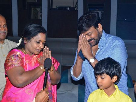 గత ఇరవై ఏళ్లలో కాలా, సైరా.. ప్రతీ ఒక్క భారతీయుడు చూడాల్సిన చిత్రం.. గవర్నర్ ప్రశంసలు