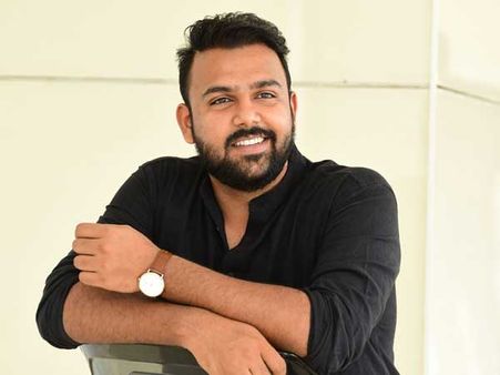 క్రాక్ డైరెక్టర్‌తో ఇంటర్వ్యూ అన్న తరుణ్ భాస్కర్.. యాక్టింగ్ భరించలేమంటూ కామెంట్