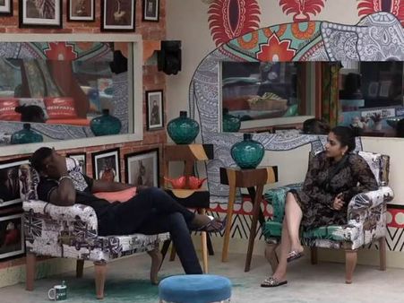 రాహుల్,పునర్నవిలది మొరటు సరసం.. వరుణ్ కన్నా బాబా పెద్ద ఫ్రూట్