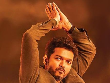 విజిల్ ట్విట్టర్ రివ్యూ: విజయ్ కెరీర్‌లోనే.. ఎమోషన్స్ ఫుల్ ప్యాక్