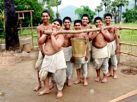 3D టెక్నాలజీలో పరమానందయ్య శిష్యుల కథ.. డైరెక్టర్ మారుతితో