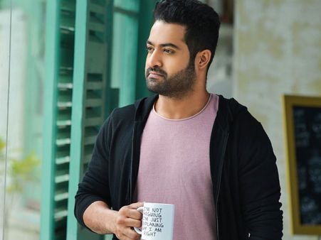 జూనియర్ ఎన్టీఆర్‌పై షాకింగ్ రూమర్లు.. నందమూరి ఫ్యాన్స్‌లో ఆందోళన.. కారణం ఇదే!