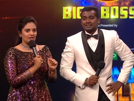 రన్నరప్‌గా నిలిచినా.. ఆ విషయంలో శ్రీముఖిదే పైచేయి.. సోషల్ మీడియా టాక్