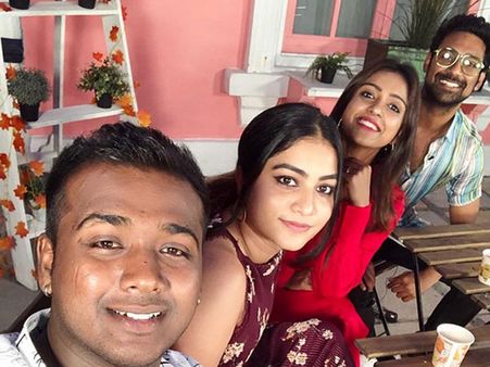 కలుసుకున్న పునర్నవి, రాహుల్.. కొత్త లుక్‌లో కేక పుట్టిస్తోన్న జంట.. సోషల్ మీడియాలో వైరల్ పిక్