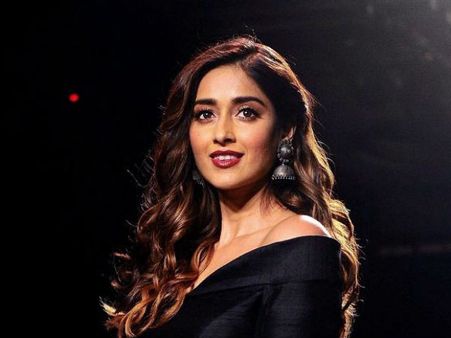 గోవాలో నా కోరిక తీర్చుకుంటా.. అందుకే ఈ ప్రయత్నాలు.. సీక్రెట్ రివీల్ చేసిన ఇలియానా