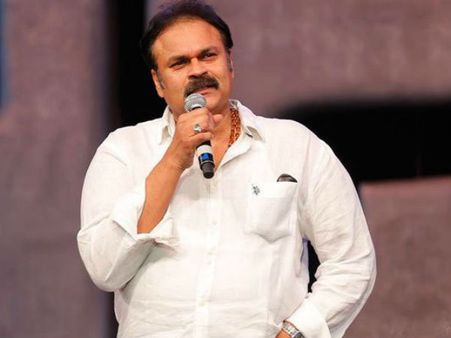 పవన్ కళ్యాణ్‌తో జార్జ్ రెడ్డి.. అందుకే మా తమ్ముడంటే ఇష్టం.. సీఎం, పీఎం అయ్యే వ్యక్తి : నాగబాబు