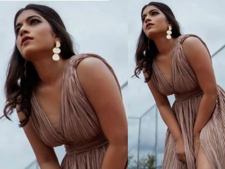 ఆ ఫోజు దరిద్రంగా ఉంది.. పునర్నవిపై నెటిజన్ల సెటైర్లు..దెబ్బకు డిలీట్