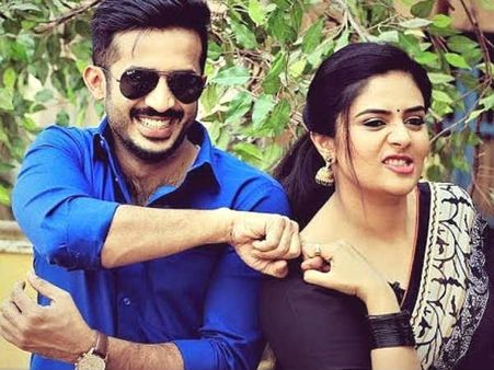 యాంకర్ రవితో విబేధాలు.. పటాస్ షోకు శ్రీముఖి గుడ్‌బై.. వైరలవుతోన్న వార్తలు