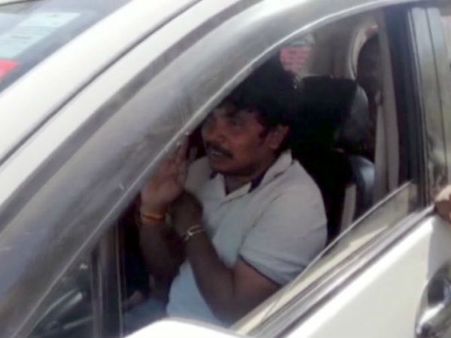 సంపూర్ణేష్ బాబుకు కారు ప్రమాదం.. ఆర్టీసీ బస్సు ఢీ కొట్టడంతో!