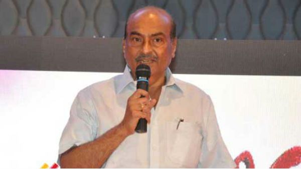 పరుచూరి బ్రదర్స్‌ తిట్టారు.. ఎన్టీఆర్‌ దగ్గరకు వెళ్ళాం.. బాలయ్యకూ నచ్చలేదు: డైరెక్టర్‌ కామెంట్స్