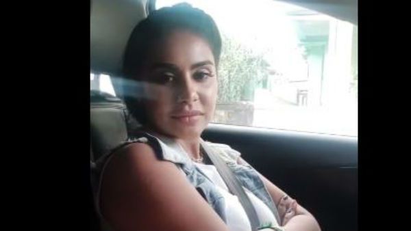 పచ్చిగా మాట్లాడిన శ్రీ రెడ్డి.. జగన్ పేరు తీస్తూ షాకింగ్ కామెంట్స్.. సిగ్గులేదా?