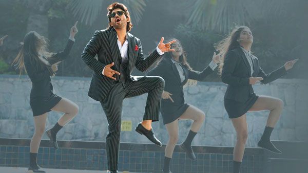 అల వైకుంఠపురంలో మ్యూజికల్ ఫెస్టివల్: ఫైట్స్ కాదు.. స్టేజ్‌పై స్టెప్పులేసిన రామ్ లక్ష్మణ్