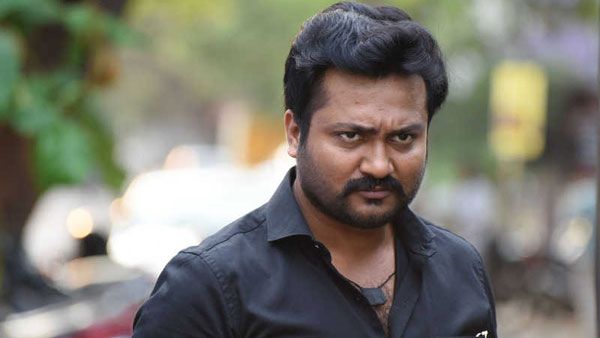 ఫ్యాన్స్ కోసం అలా చేసే హీరో .. బాబీ సింహా కామెంట్స్