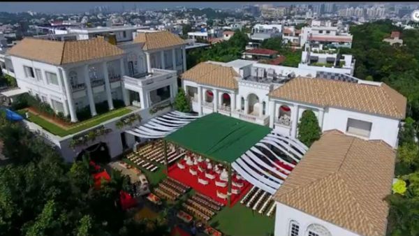 అల వైకుంఠపురములో ఇంటి విశేషాలు.. దాని విలువ ఎంతంటే..?