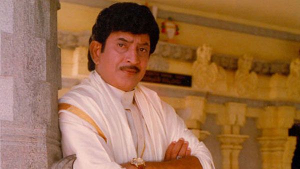 సరిలేరులో కృష్ణ కనిపించేది అప్పుడే.. అనిల్ రావిపూడి రివీల్ చేయకపోయినా లీక్ అయింది.!