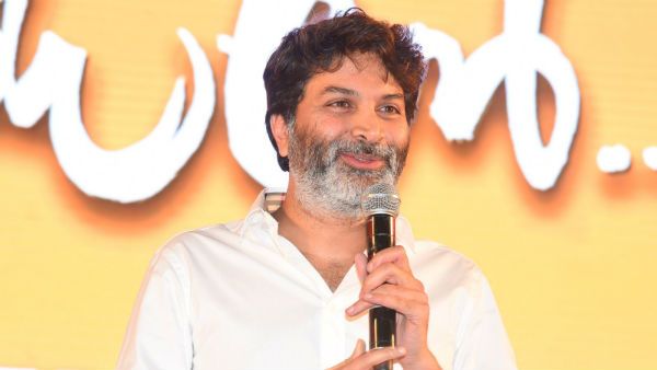 అల్లు అర్జున్ వారసుల ఎంట్రీ.. అబ్బో! వాచిపోయిందంటూ త్రివిక్రమ్ ఫన్నీ కామెంట్స్