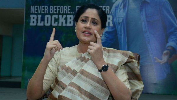 సరైన సమయంలో మళ్లీ తెరపైకి వచ్చా.. చాలామంది ఫోన్ చేస్తున్నారు: విజయశాంతి