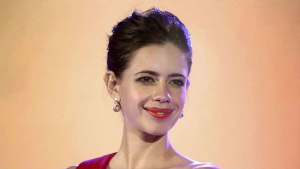 పెళ్లి కాకుండానే తల్లి అయిన సినీ నటి.. గత రాత్రి గోవాలో!