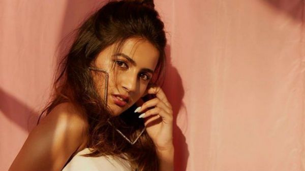 మెగా డాటర్‌పై నెటిజన్స్ ఫైర్.. ఆమె హాట్ ఫొటోలు చూసి ఎలా రియాక్ట్ అవుతున్నారంటే!