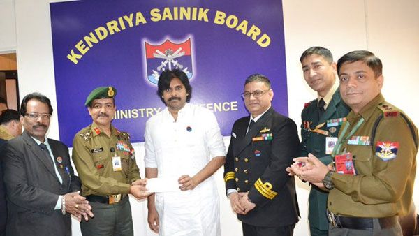 కేంద్రీయ సైనిక్ బోర్డుకు పవన్ కళ్యాణ్ విరాళం.. ఆర్మ్డ్ ఫోర్స్ బ్యాడ్జితో గౌరవించిన అధికారులు