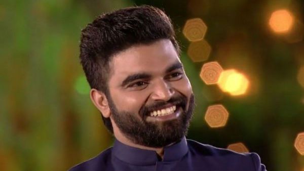 యాంకర్ ప్రదీప్‌కు హీరోయిన్ లవ్ ప్రపోజల్.. బాగా నచ్చడంతో అందరి ముందు బుక్క కొరికేసింది.!