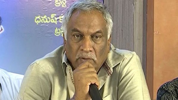 అలా చెప్పుకునేందుకు సిగ్గు పడాల్సిన పరిస్థితి.. ఏపీ గవర్నమెంట్‌ తీరుపై తమ్మారెడ్డి షాకింగ్ కామెంట్స్