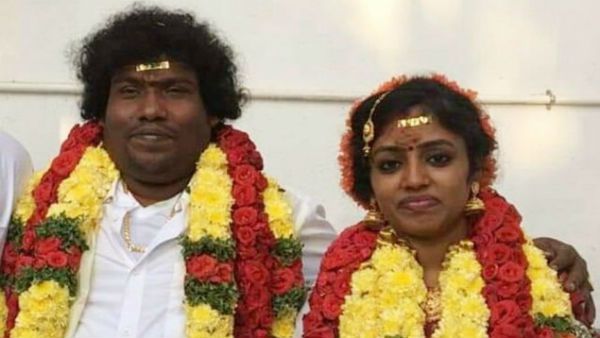 గుట్టుచప్పుడు కాకుండా టాప్ కమెడియన్ పెళ్లి.. ఫోటోలు వైరల్