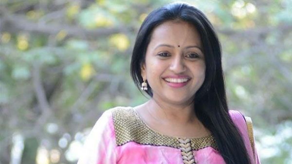 యాంకర్ సుమ ఆదాయం ఎంతో తెలుసా? ఒక్కో ఫంక్షన్‌కు ఎంత తీసుకొంటారంటే!