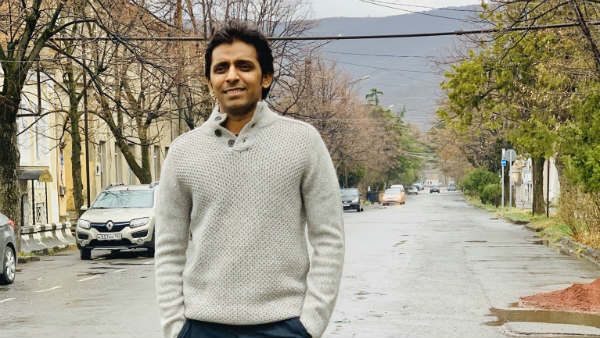 కరోనాకు బయడపడేదే లేదు.. కమెడియన్ డేరింగ్ స్టెప్!