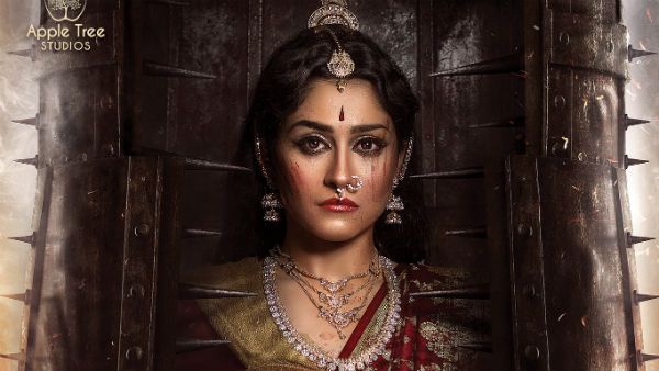 నేనే నా అంటోన్న రెజీనా.. అదిరిపోయిన పోస్టర్