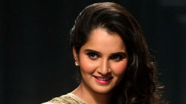 బాలీవుడ్ హీరోతో సానియా డేటింగ్.. బయటపెట్టిన కరణ్ జోహర్