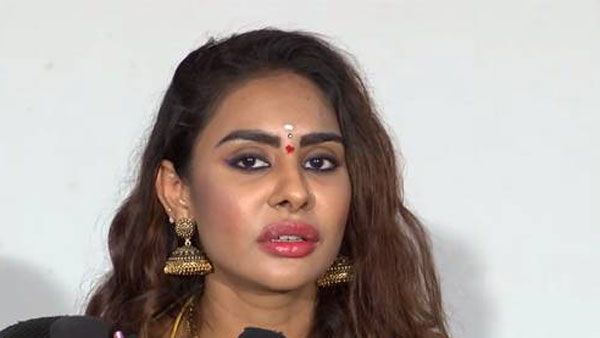 మరోసారి రెచ్చిపోయిన శ్రీ రెడ్డి.. దానికి సెట్ కాడంటూ పవన్ కళ్యాణ్‌పై వల్గర్ కామెంట్స్