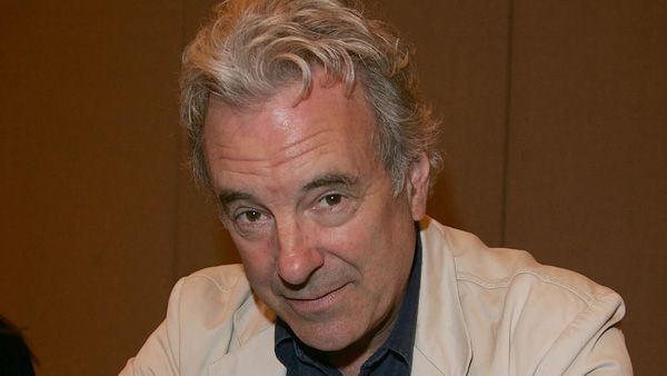 కరోనా కాటుకు మరో ప్రముఖ నటుడు మృతి.. అమెరికాలో దారుణంగా..