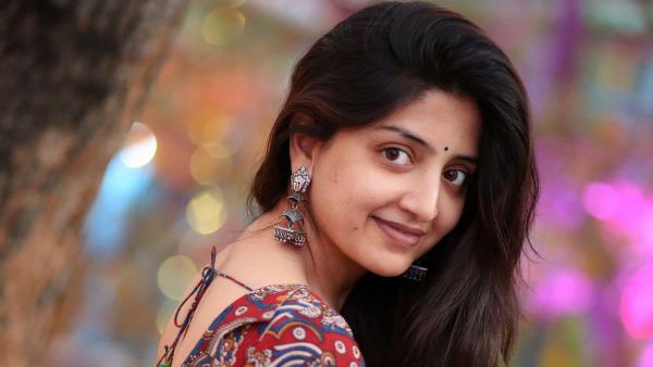 ఆయనపై గౌరవంతో కవిత రాశా.. పూనమ్ కౌర్ పోయెట్రీ వైరల్