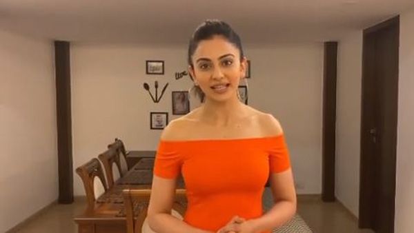 మస్తు కిక్కెక్కించే రకుల్ ప్రీత్ డ్రింక్.. కరోనాను ఎదుర్కొనే కొత్త పానీయం ఇదే