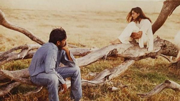 స్పెషల్ ఫోటో: పవన్ కళ్యాణ్ ఎదురుగా రేణూ దేశాయ్.. చాలా ఇబ్బంది పడ్డారట!