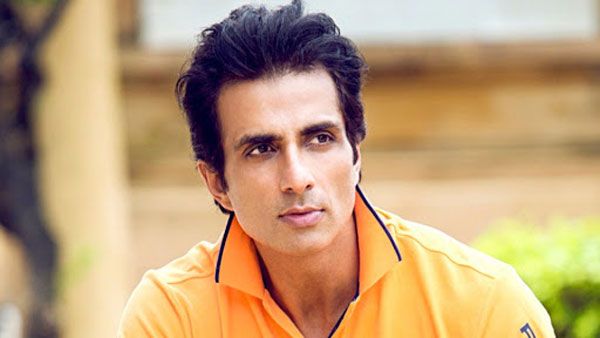 కరోనా ఎఫెక్ట్ : రీల్ విలన్ రియల్ హీరో.. అత్యంత ఖరీదైన హోటల్‌ను..!!