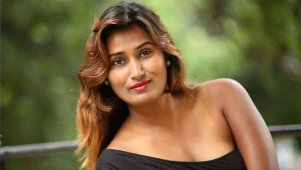 తల్లి కాబోతున్న శృంగార తార.. ఆయన చేష్టలతో వేగలేకపోతున్నా.. భర్తపై స్వాతినాయుడు