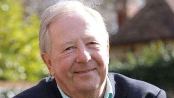 కరోనాతో ప్రముఖ కమెడియన్ మృతి.. విషాదంలో సన్నిహితులు