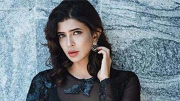 ఆన్‌లైన్ షాపింగ్ చేసుకుంటా.. బ్యాంక్ డిటైల్స్ ఇవ్వు తమ్ముడు.. నెటిజన్‌కు మంచు లక్ష్మీ కౌంటర్