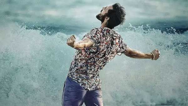 విడుదలకు ముందే రికార్డులపై పంజా.. మెగా మేనల్లుడు క్లిక్కయ్యేలా ఉన్నాడు!