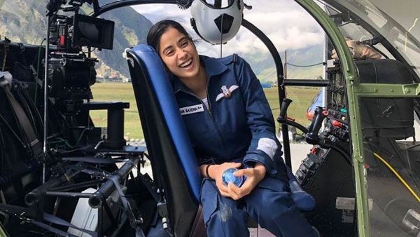 జాన్వీ బ్యాడ్ లక్.. అంత మంచి సినిమా ఓటీటీలోనా?.. రిలీజ్ డేట్ కూడా ఫిక్స్!